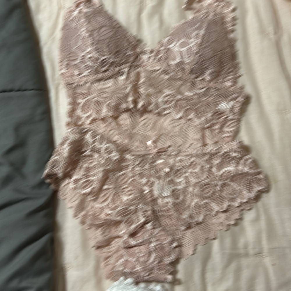 Bra and pant set - Picture 5 of 7